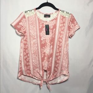 Discreet NWT Juniors M Paisley Knot Lace Shirt